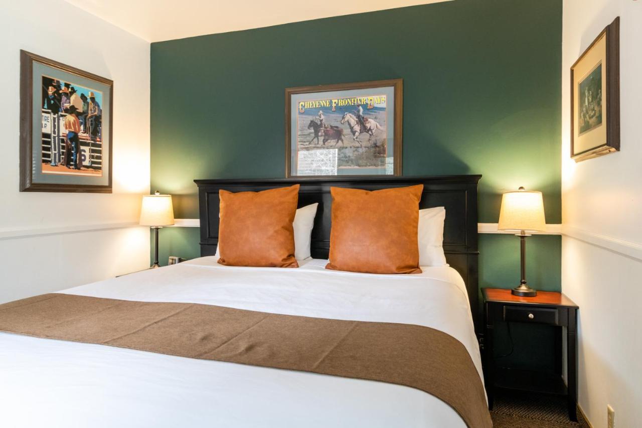 Saddleback Inn At Lake Arrowhead Eksteriør billede