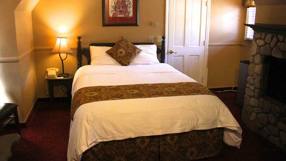 Saddleback Inn At Lake Arrowhead Eksteriør billede