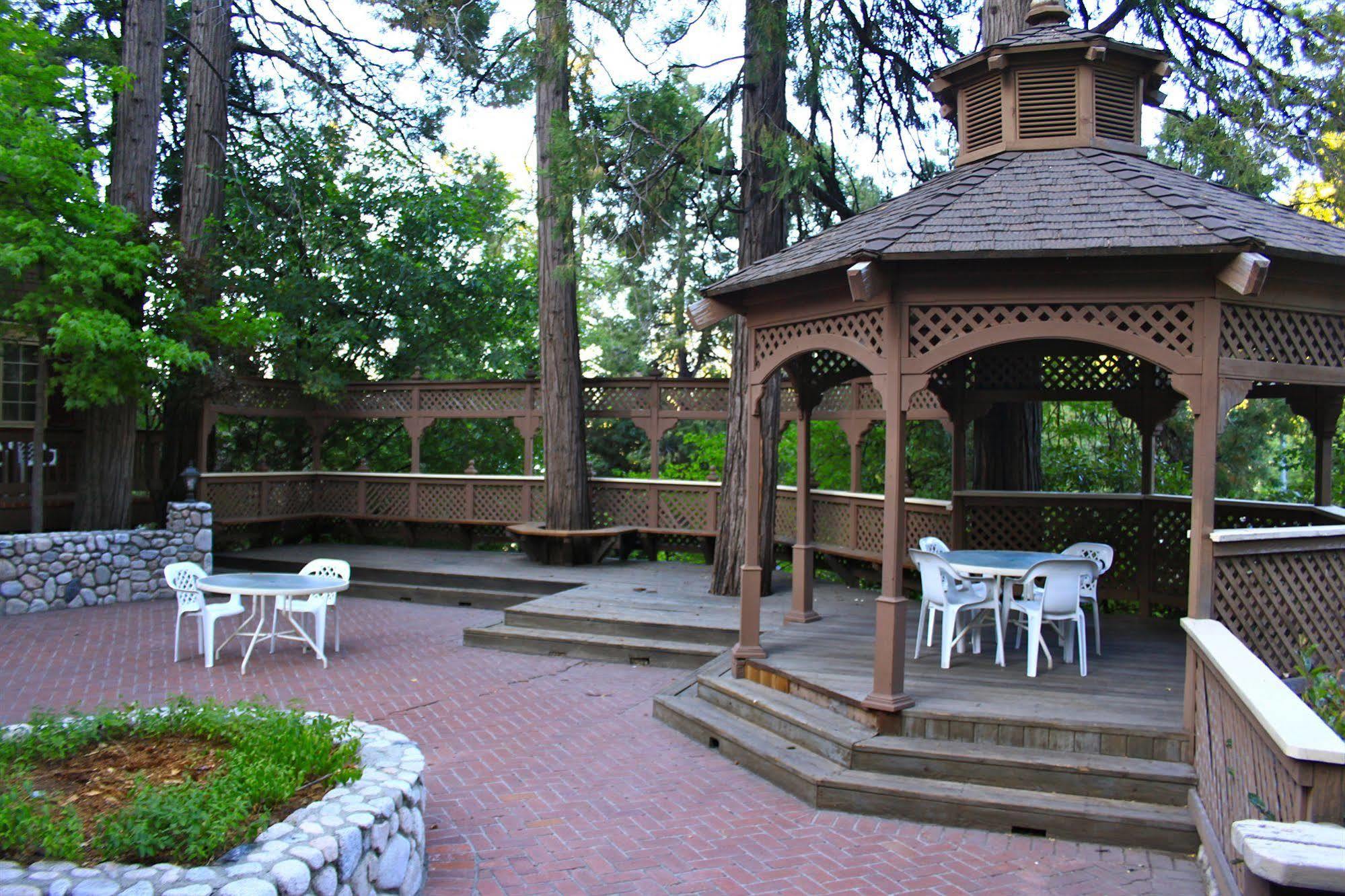 Saddleback Inn At Lake Arrowhead Eksteriør billede