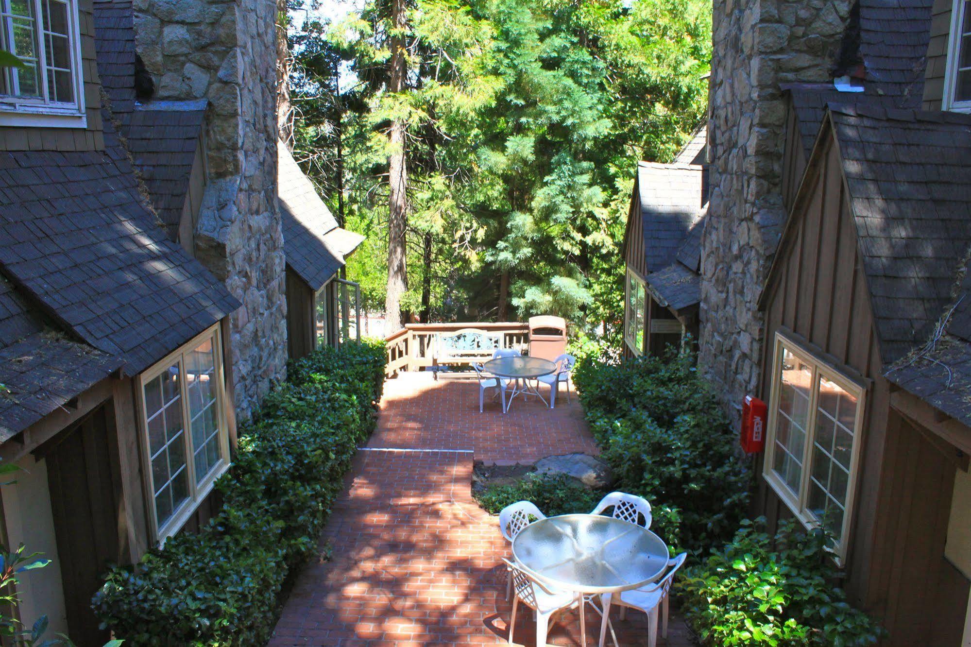 Saddleback Inn At Lake Arrowhead Eksteriør billede