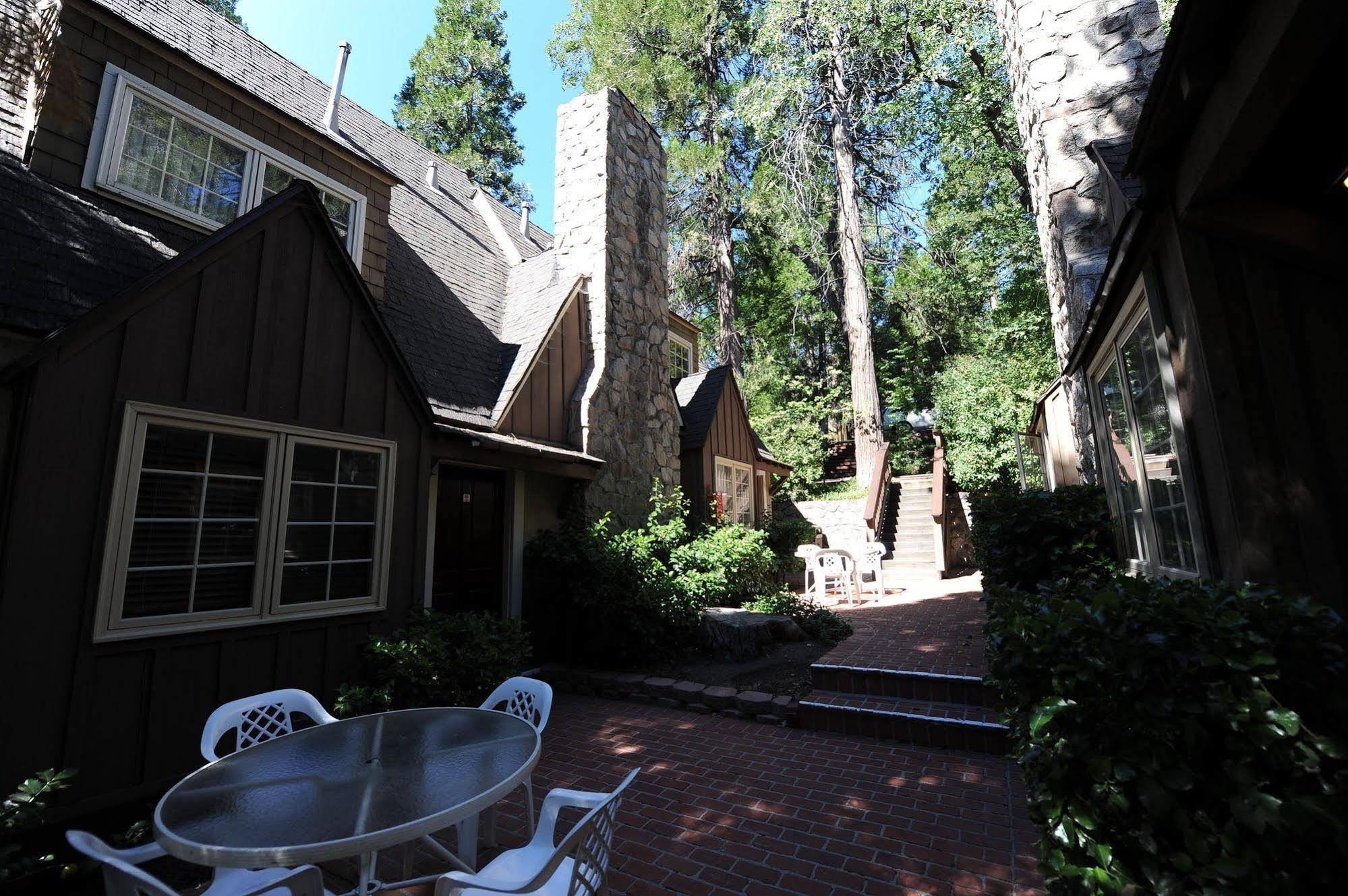 Saddleback Inn At Lake Arrowhead Eksteriør billede